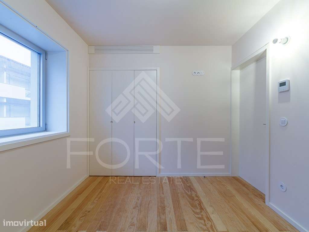 T3 com Piscina em Plena Cidade de São João da Madeira-16