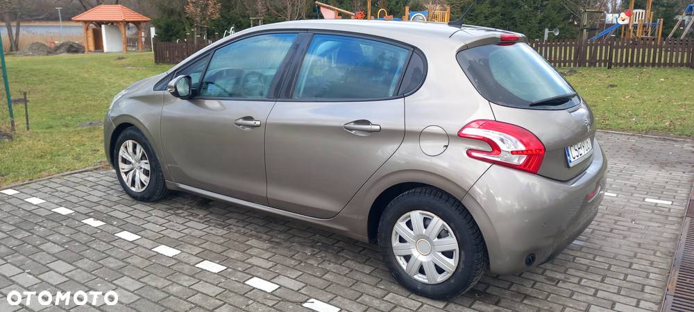 Peugeot 208 1.2 PureTech Active - 5