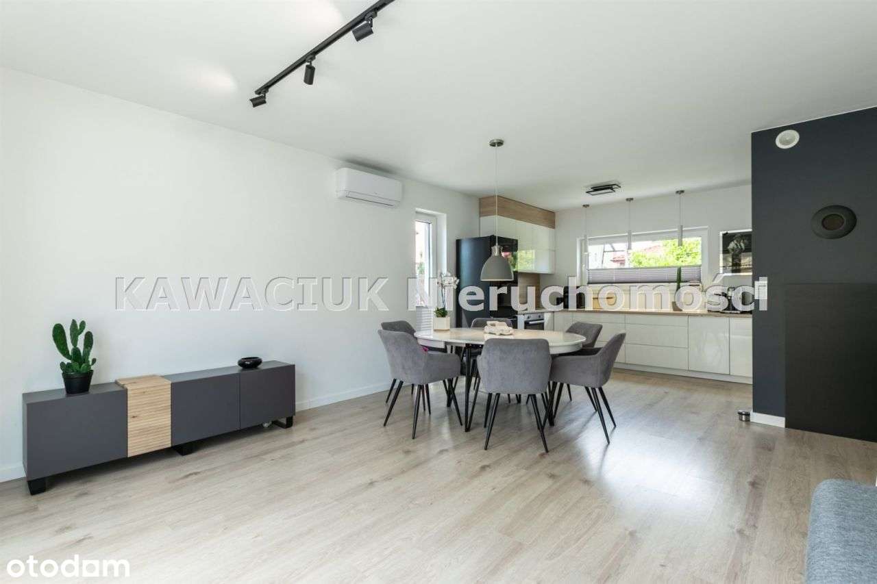 Przepiękny Dom Z Ogródkiem W Dobrej Lokalizacji-1