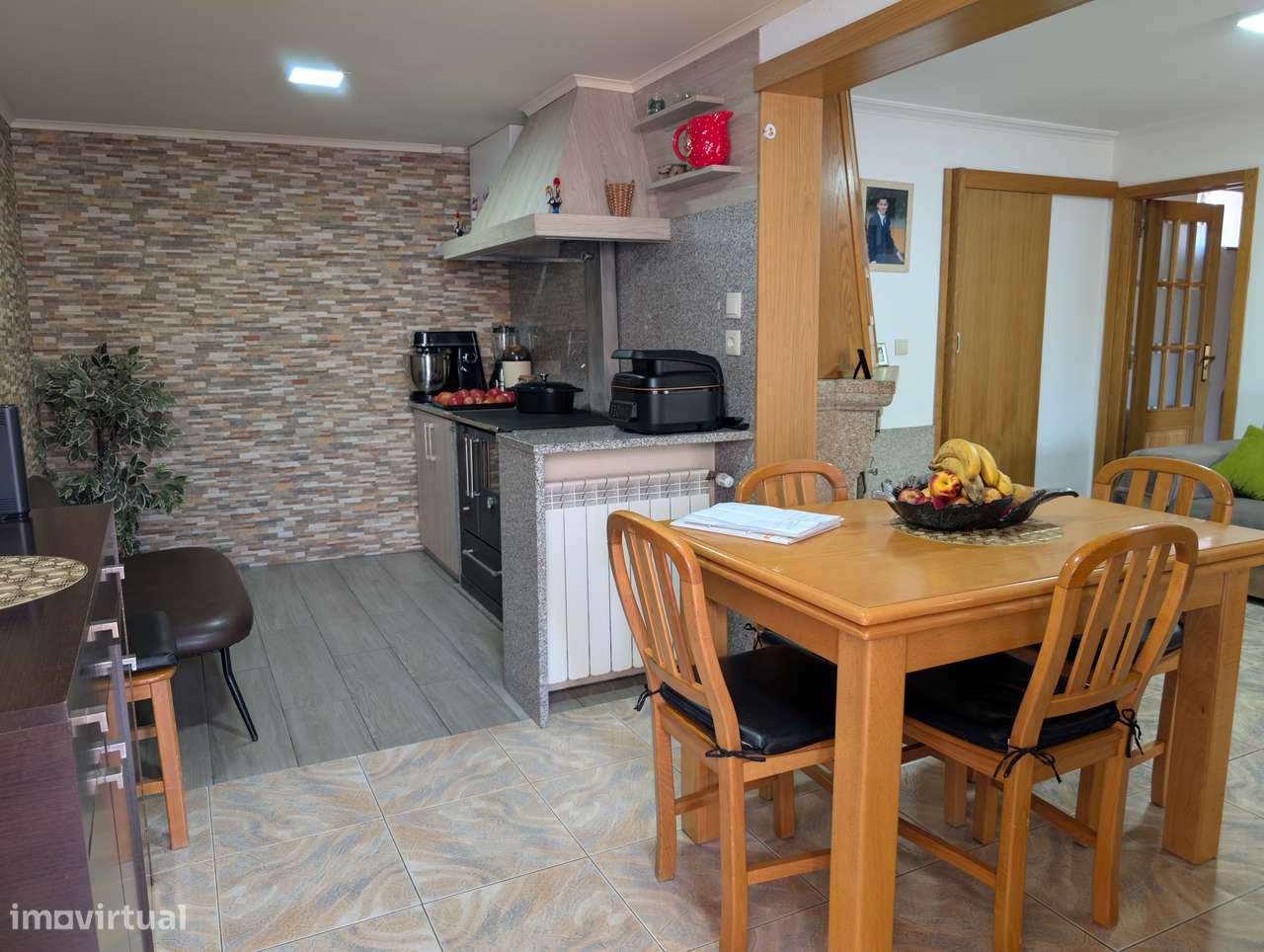 Moradia Geminada T3 + Escritório em Ferreirim - Lamego-12