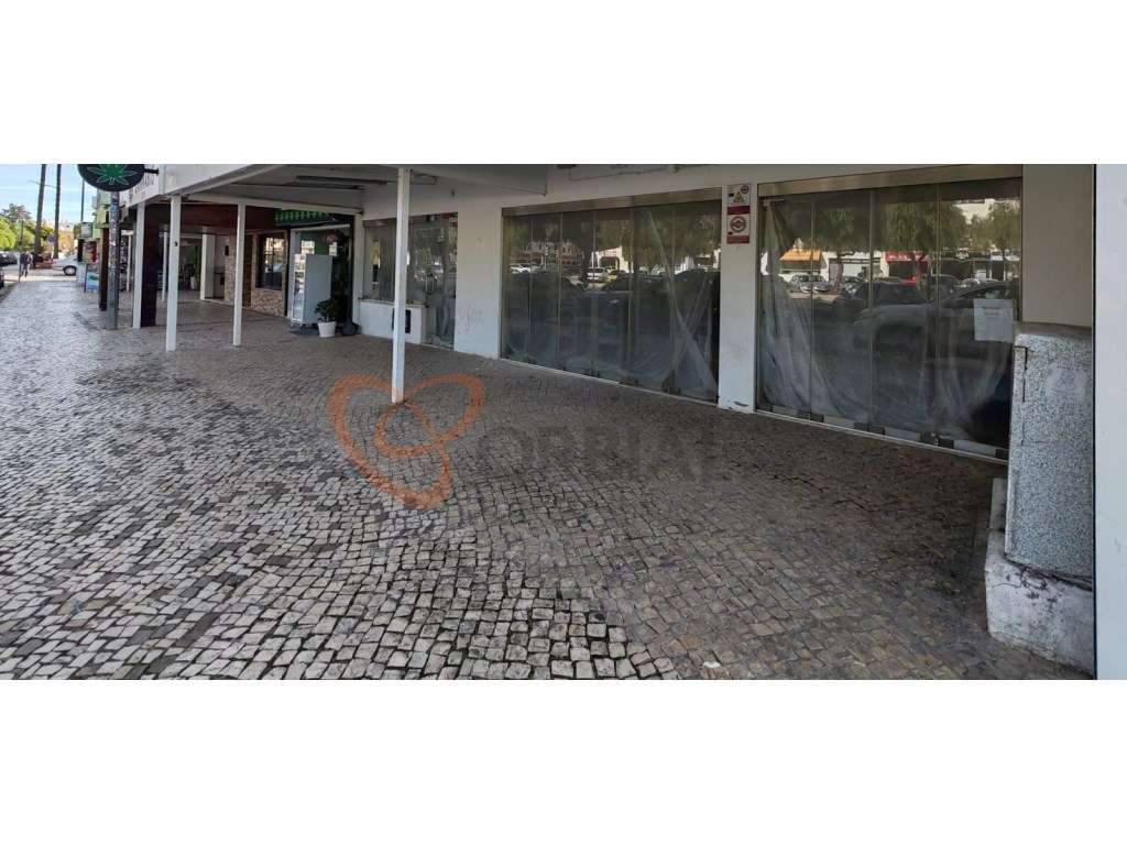 Espaço Comercial/Restaurante para venda em Albufeira-2
