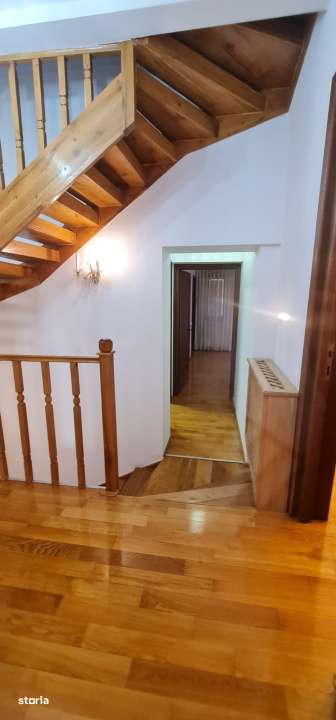 Casa /Vila Lacul Tei D+P+1+M Renovata-13