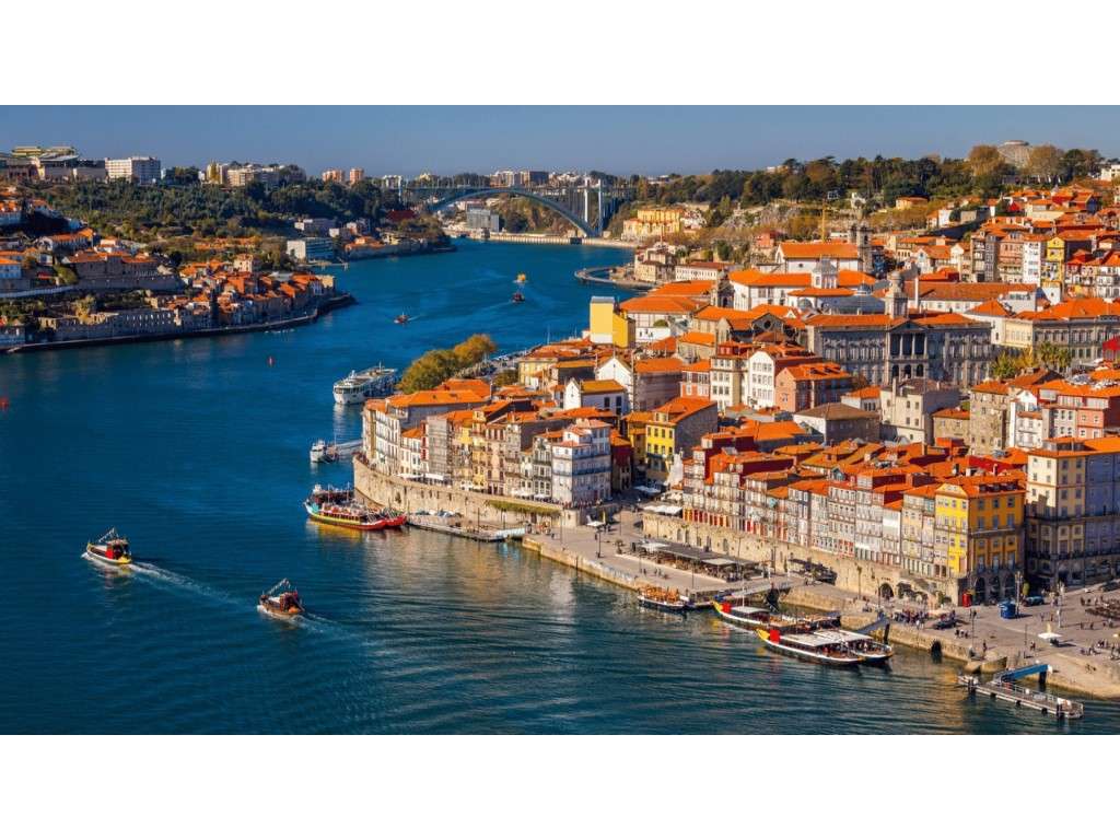 Prédio para Reabilitação com PIP Aprovado-11