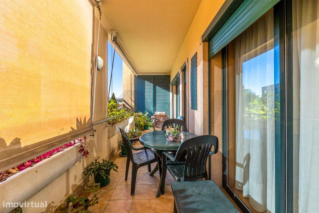 "T3 de Luxo no Prestigiado Villa Restelo"-20