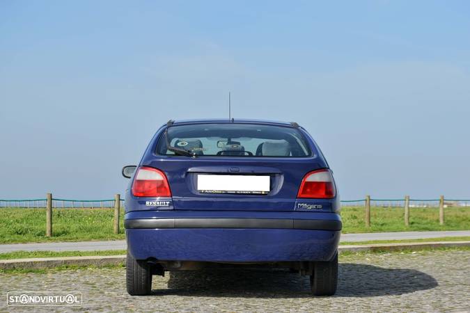 Renault Mégane 1.4 16V Dynamique - 5