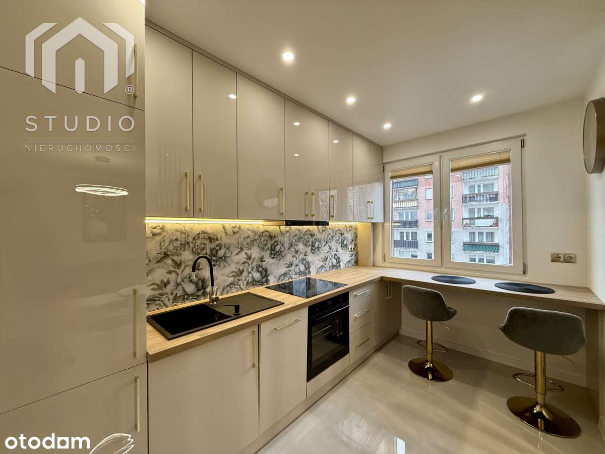 Kawalerka po remoncie z wyposażeniem-os. Słoneczne-8