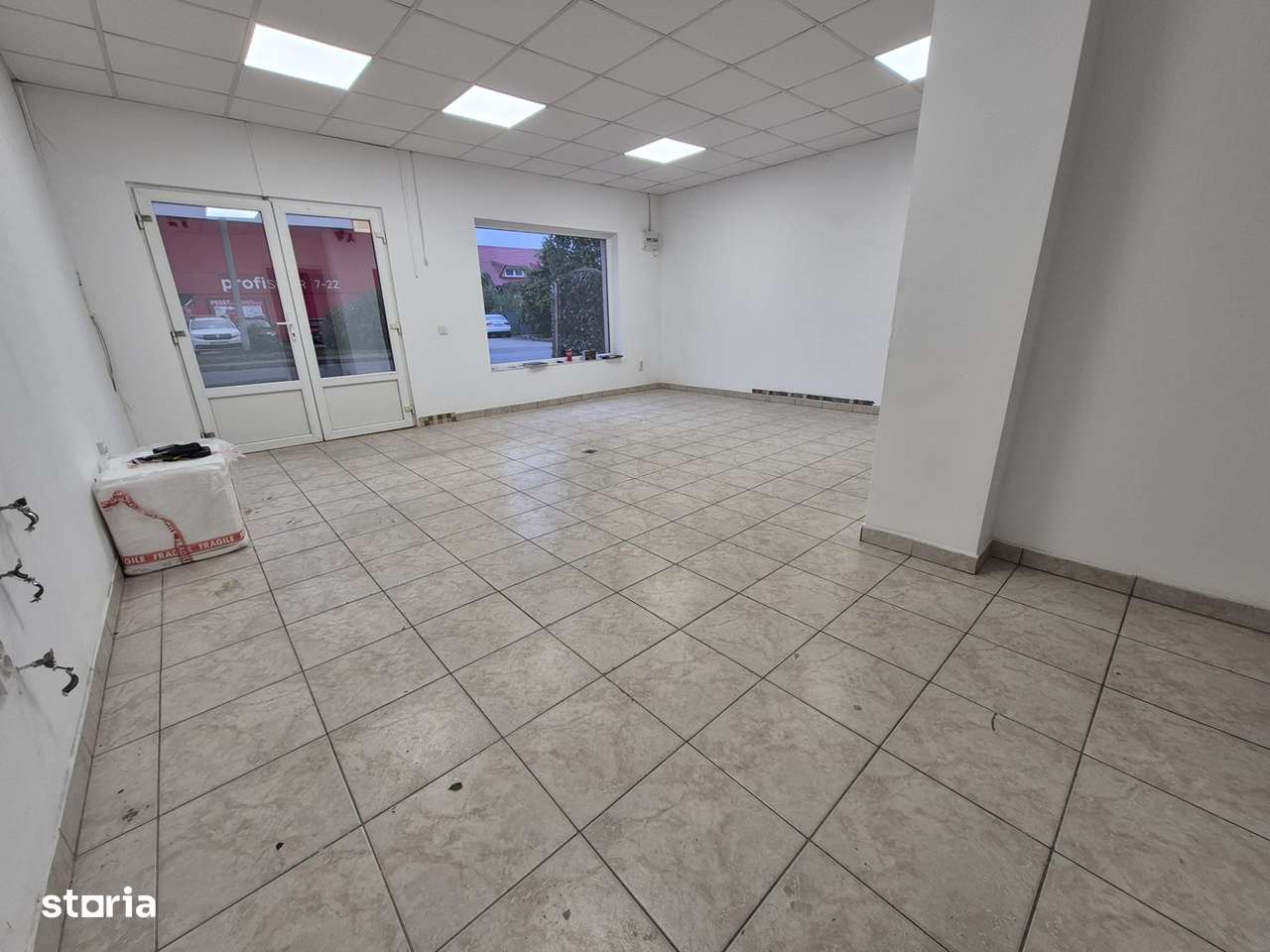 Inchiriere spatiu comercial ,stradal, Unirii-Profi, 800 euro/luna - Imagine principală: 2/12