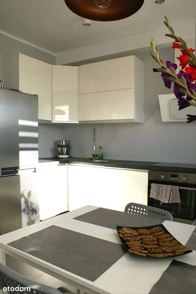 Słoneczna kawalerka z antresolą na Morenia - Pełny obrazek: 4/6