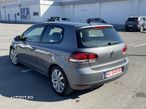 Volkswagen Golf - 5