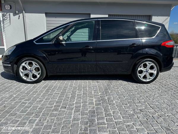 Ford S-Max 2.0 TDCi Titanium 7L - 23