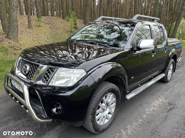 Nissan Navara 3.0 D V6 Platinum Long EU5 - 11