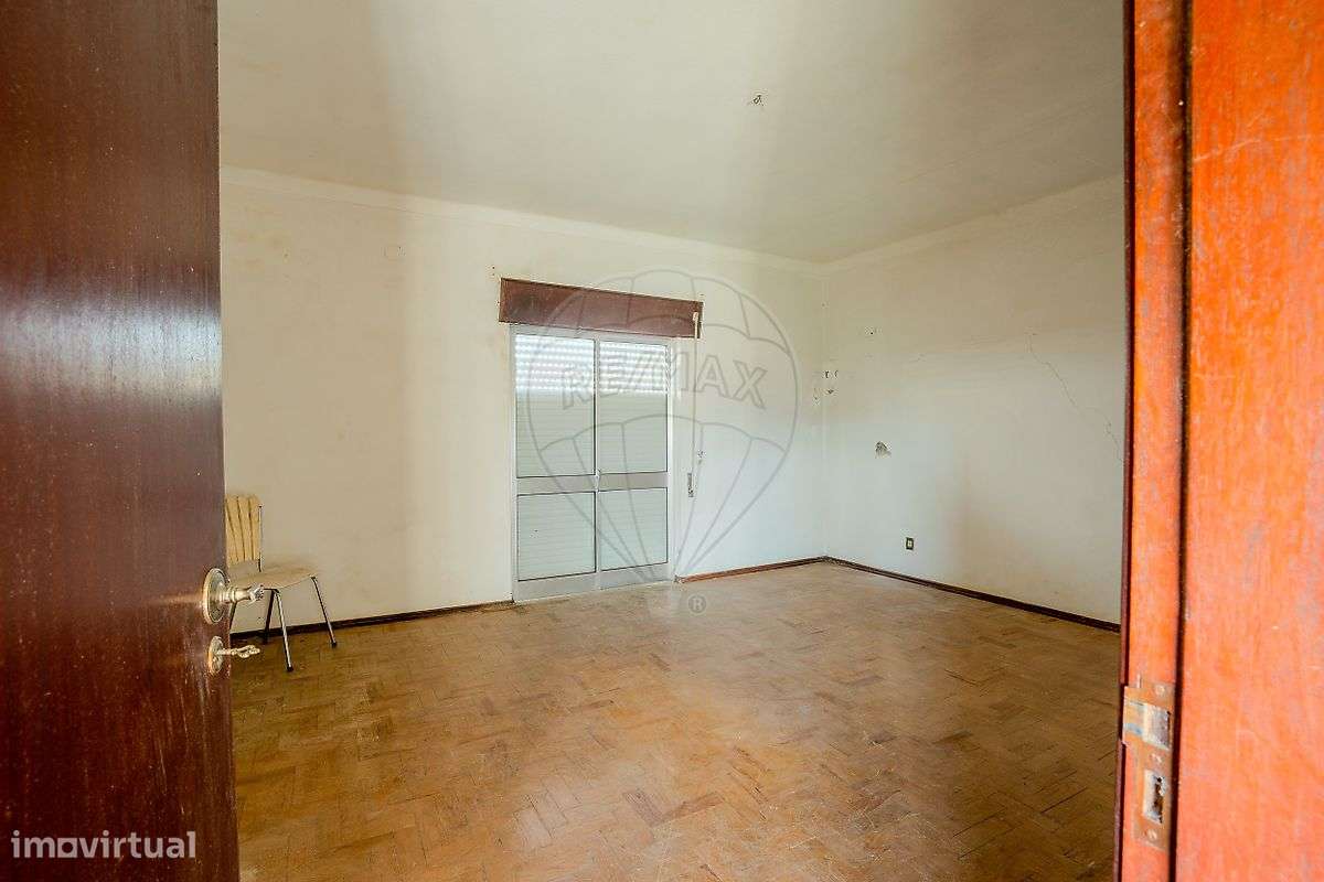 Moradia T2 para venda-21