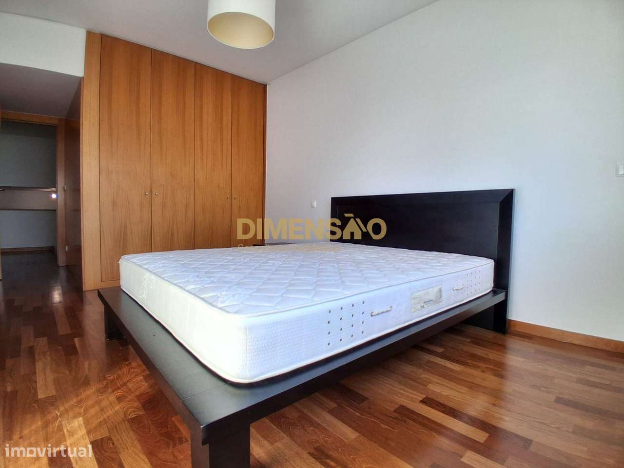 Apartamento T2 Mobilado em Pedrouços: Elegância e Localização Privi... - Grande imagem: 5/18