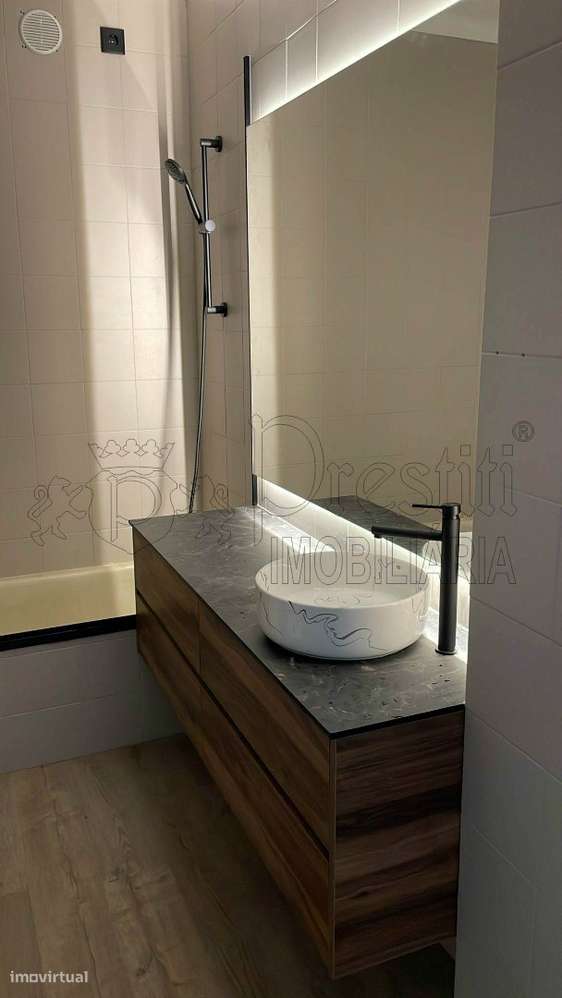 Apartamento T3 a Venda em Portimão-14