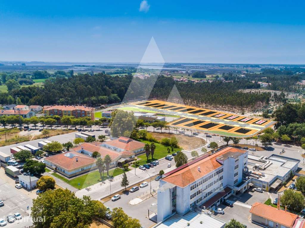 Lote Terreno Urbanizado para Moradia Térrea - Centro de Ovar Junto ... - Grande imagem: 3/22