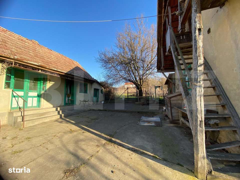 Casa veche cu 4 camere,  teren 1800 mp, Henig - Imagine principală: 4/8
