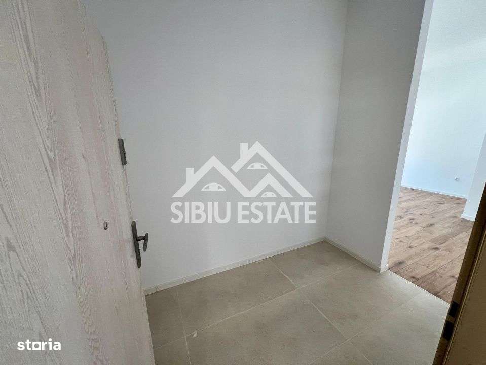 Apartament spațios la parter – ideal locuință sau spațiu comercial - Imagine principală: 5/14