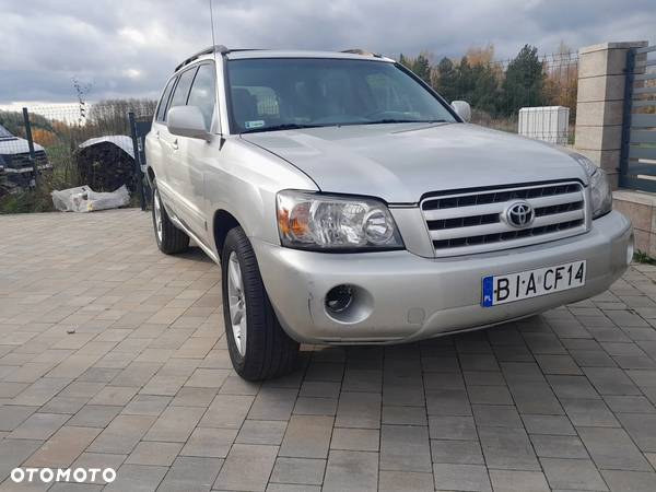 Toyota Highlander 3.3 V6 - 4