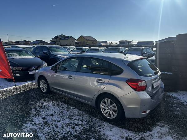 Subaru Impreza 2.0i Active - 6