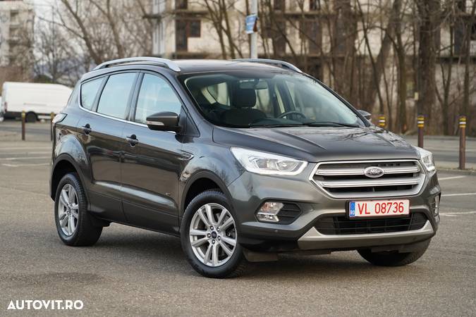 Ford Kuga - 4