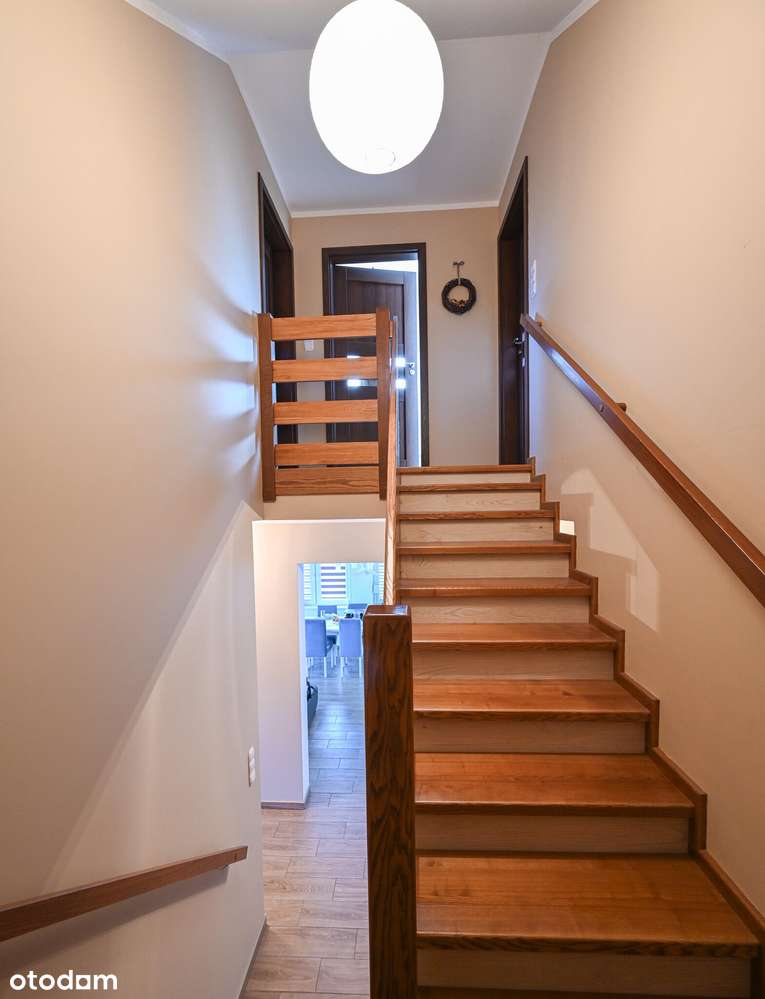 Nowoczesny dom wolnostojący – komfort, przestrzeń,  lokalizacja-11