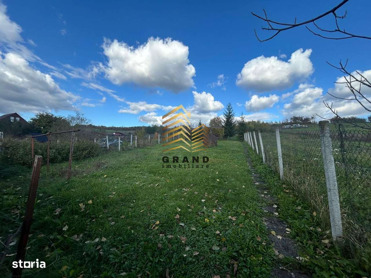 TEREN DE VANZARE | 10 ARI | INTRAVILAN | VALEA SIGMIRULUI - Imagine principală: 4/10