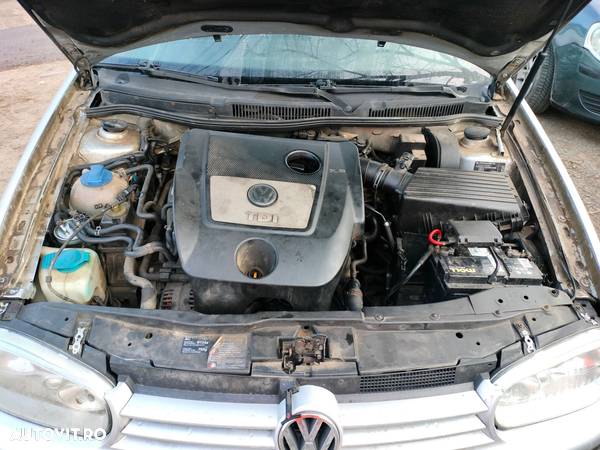 Dezmembrari  VW GOLF 4  1997  > 2006 1.9 TDI Motorina - 4
