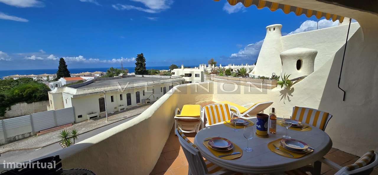 Algarve, Apartamento T2 semi-renovado com vista mar e estacionamento c-11