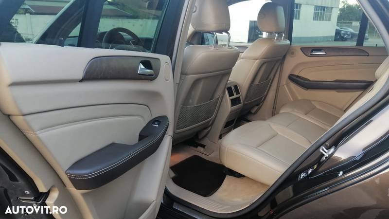 Mercedes-Benz ML 350 BlueTec 4MATIC Aut - 17