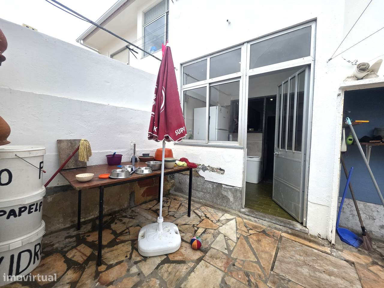 Simpático Apartamento T2 em andar de Moradia-21