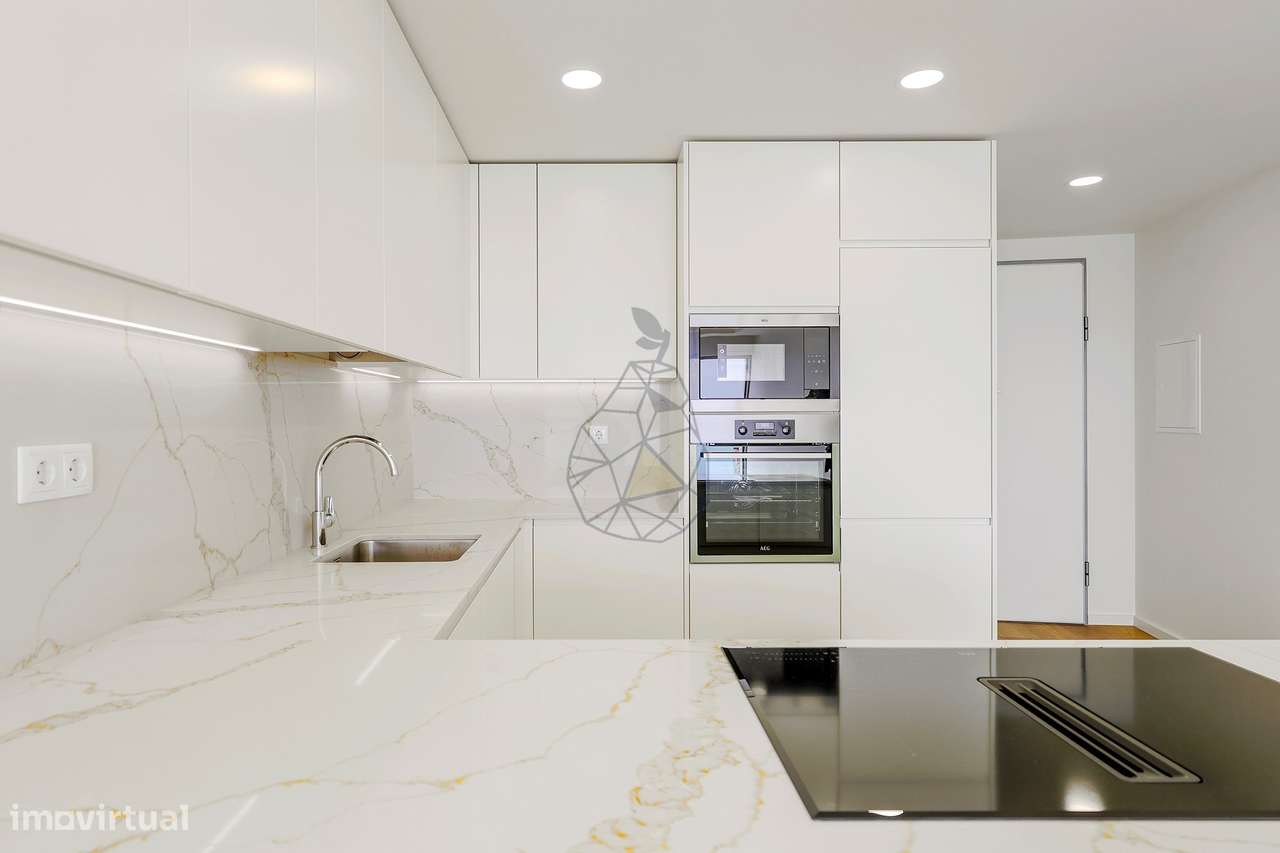 Apartamento T2 Duplex com 2 lugares de estacionamento em Alvor-28