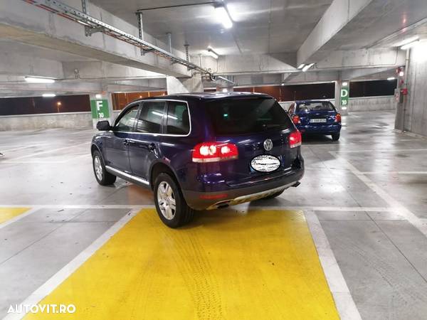 Geam stanga spate VW Touareg 7L - 1