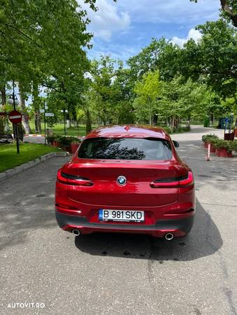 BMW X4 xDrive20d - 12