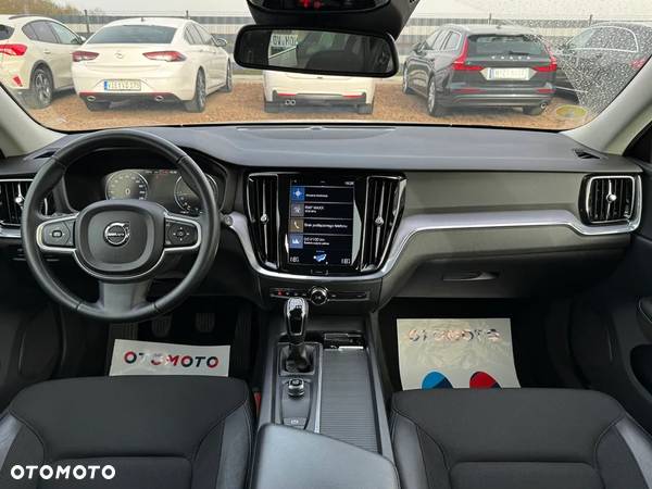 Volvo V60 D4 Drive-E Momentum - 35