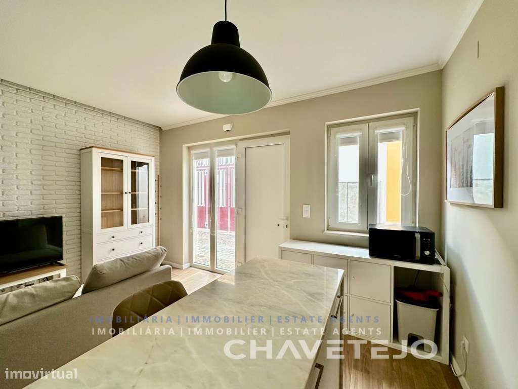 Excelente T1 mobilado e equipado no centro histórico de Tomar. - Grande imagem: 4/16