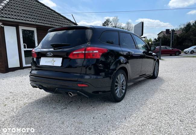 Ford Focus 2.0 TDCi ST-Line Red ASS - 5