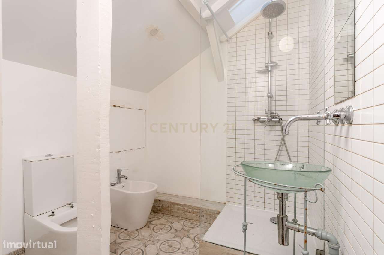 Espetacular apartamento T4 com vista deslumbrante sobre o rio Tejo – C-32