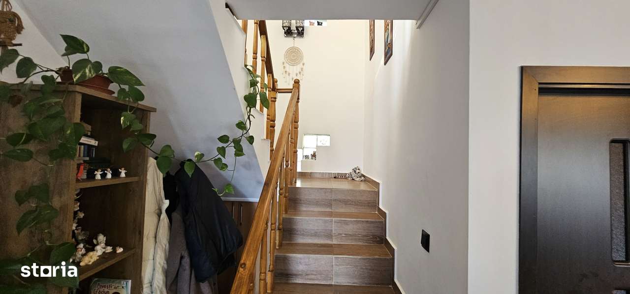 Duplex de vanzare zona Cug Pepinierii-0