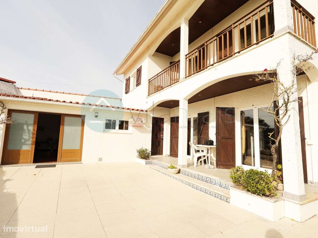 Moradia de charme T4 junto ao mar em Castelo de Neiva-3