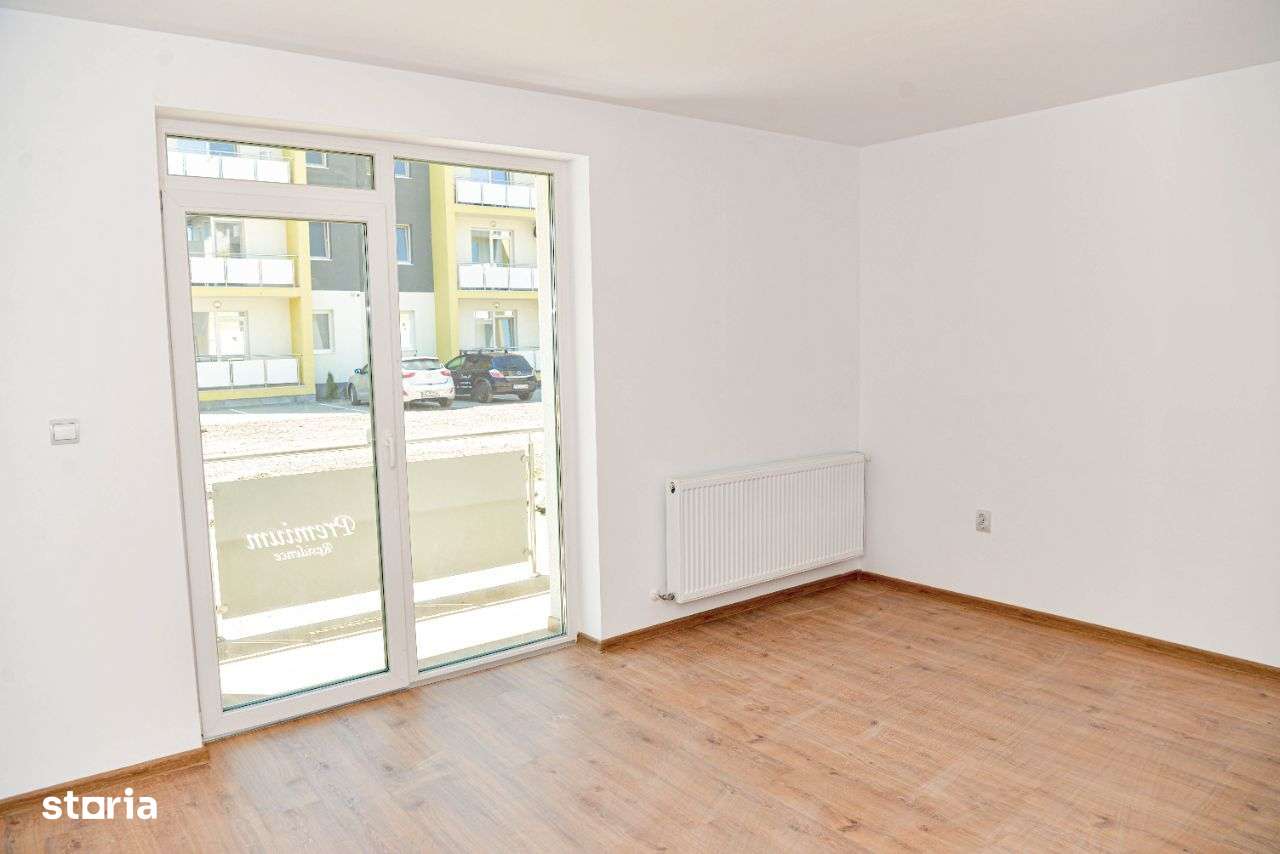 Dezvoltator vand apartament 1 camera la cheie zona rezidentiala - Imagine principală: 2/13