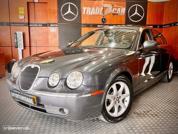 Jaguar S-Type - 23