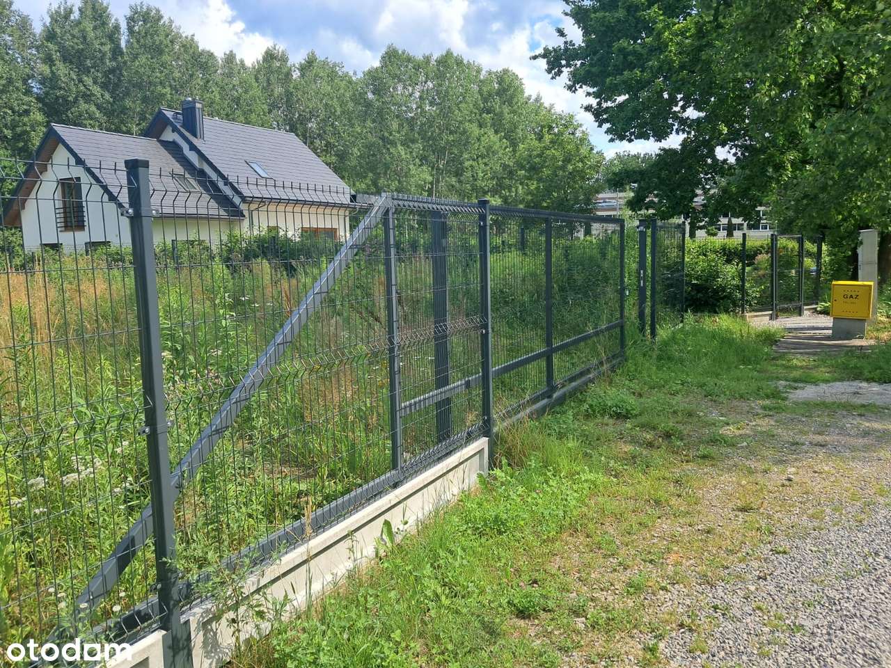 Uchwalony plan. Piękna działka ! Wszystkie media. Szkoła, autobus-1