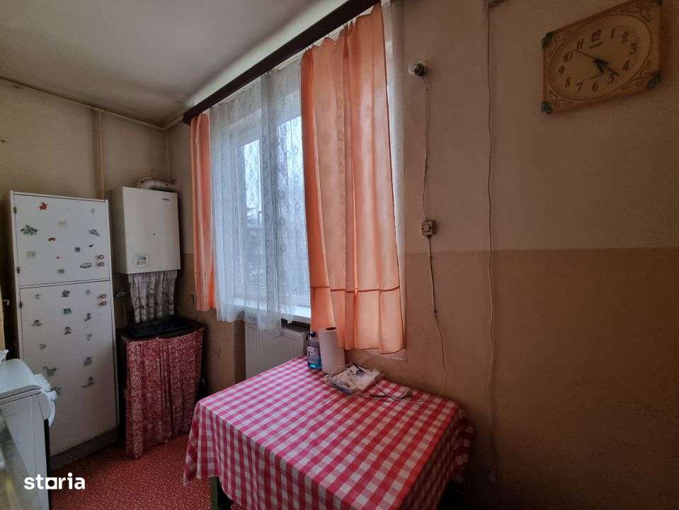 Ultracentral- Ateneu- Razboieni-2 camere decomandate, etaj 2, spatios - Imagine principală: 5/7