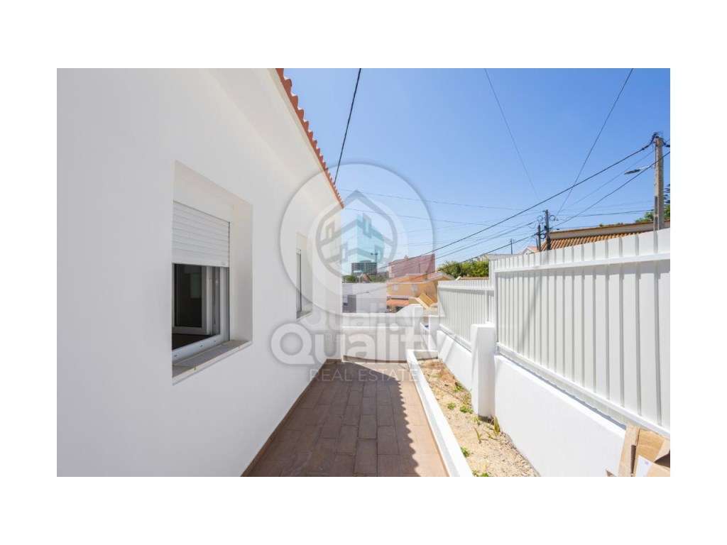 Moradia em Banda T2 com Logradouro em Setúbal - Grande imagem: 4/42