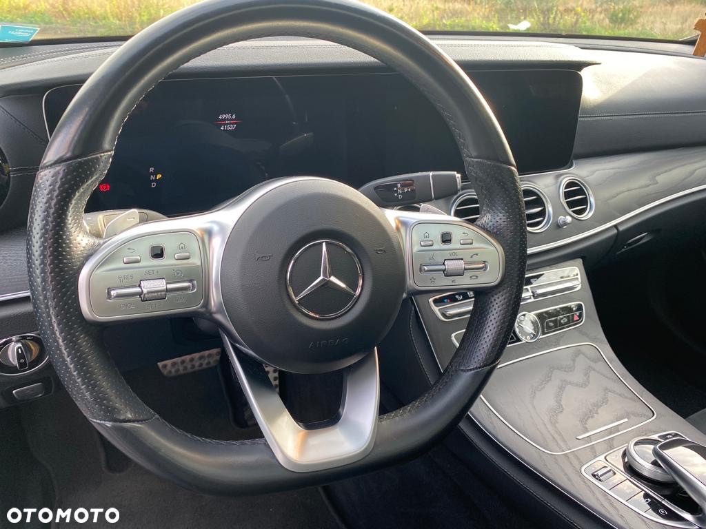 Mercedes-Benz Klasa E 220 d 4-Matic 9G-TRONIC - 10