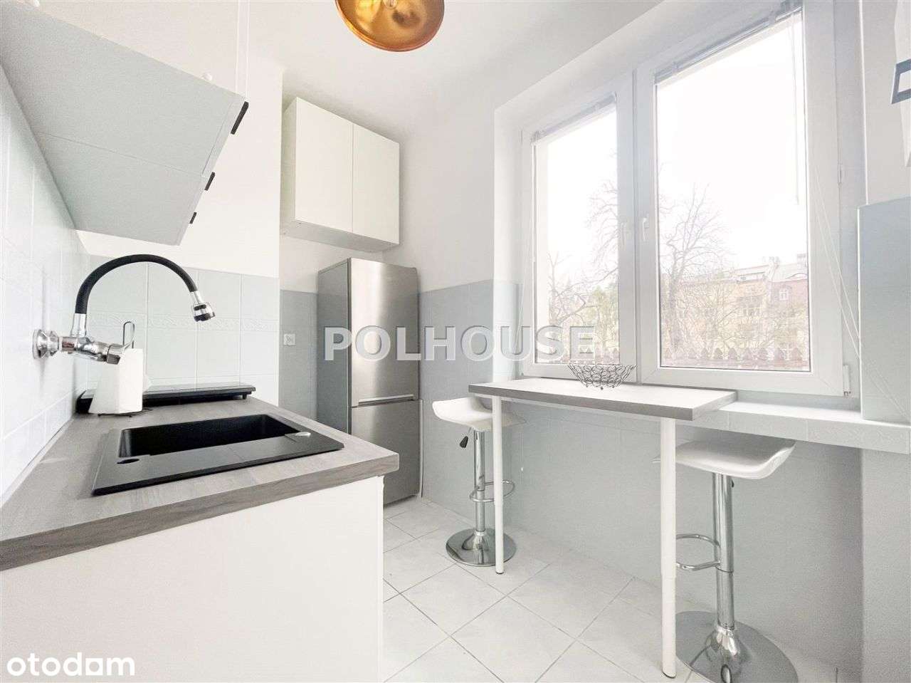 Mieszkanie z miejscem postojowym na Paderewskiego-0