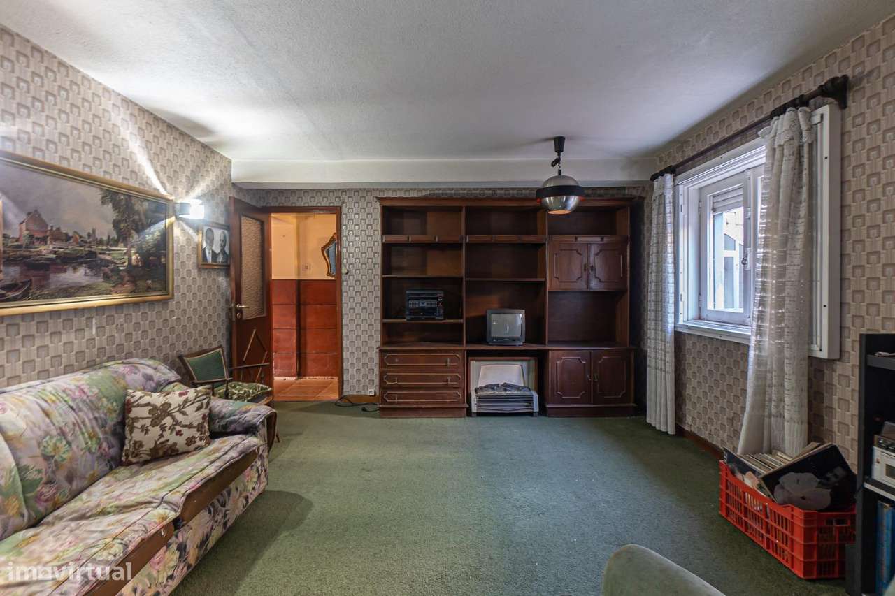 Casa c/ História e Potencial Extraordinário, Zona Tradicional do Porto-14