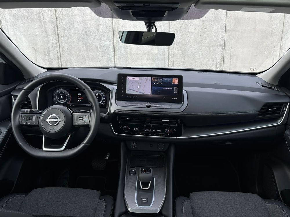 Nissan Qashqai Pakiet technologiczny + dach panoramiczny