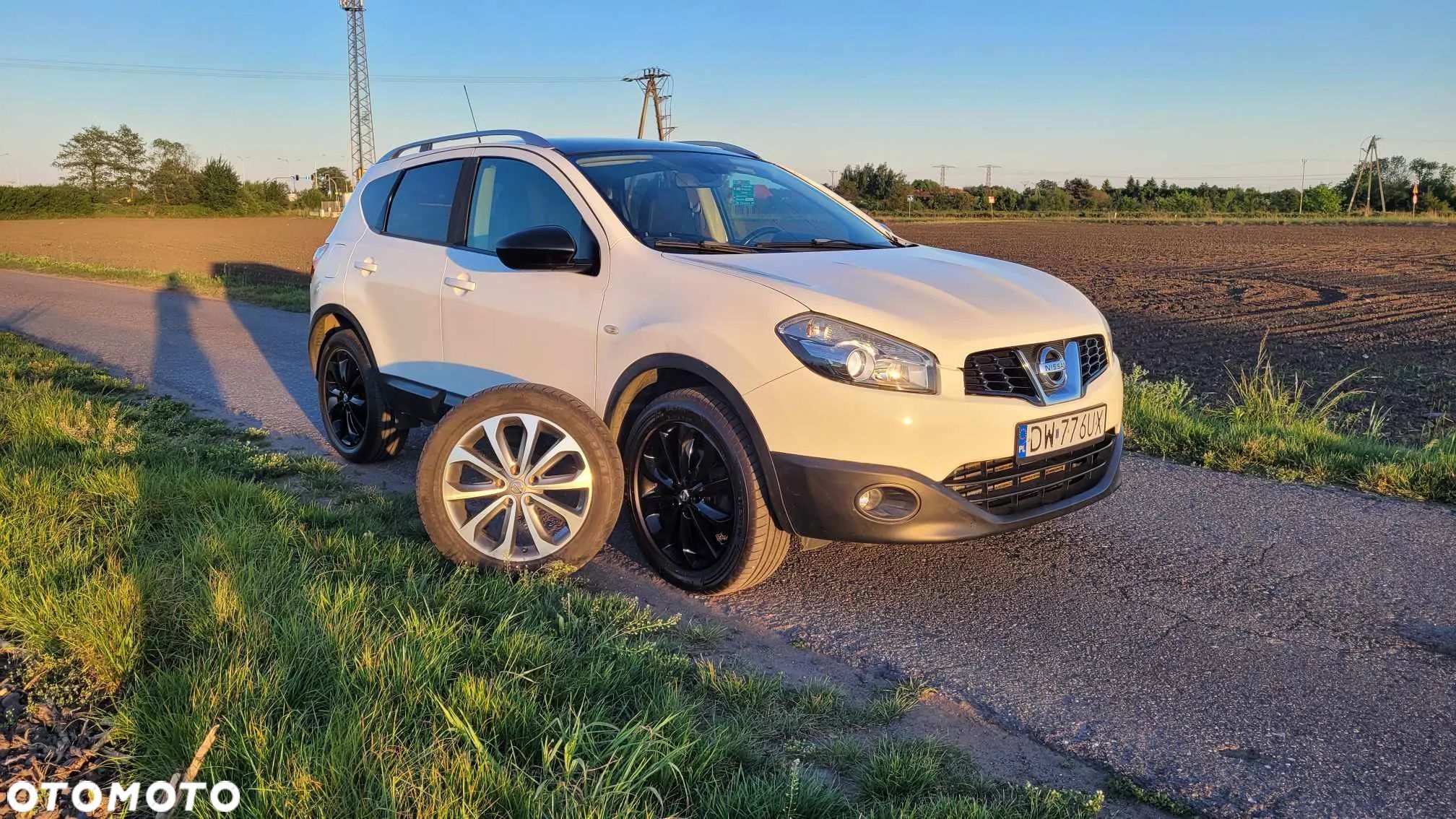 Nissan Qashqai 2.0 dCi DPF 4x4 tekna - 1