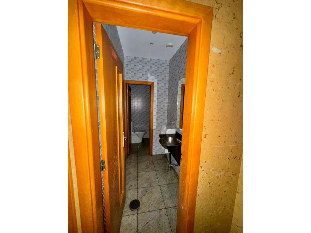 Oportunidade de negócio no coração de V. N. de Gaia-8